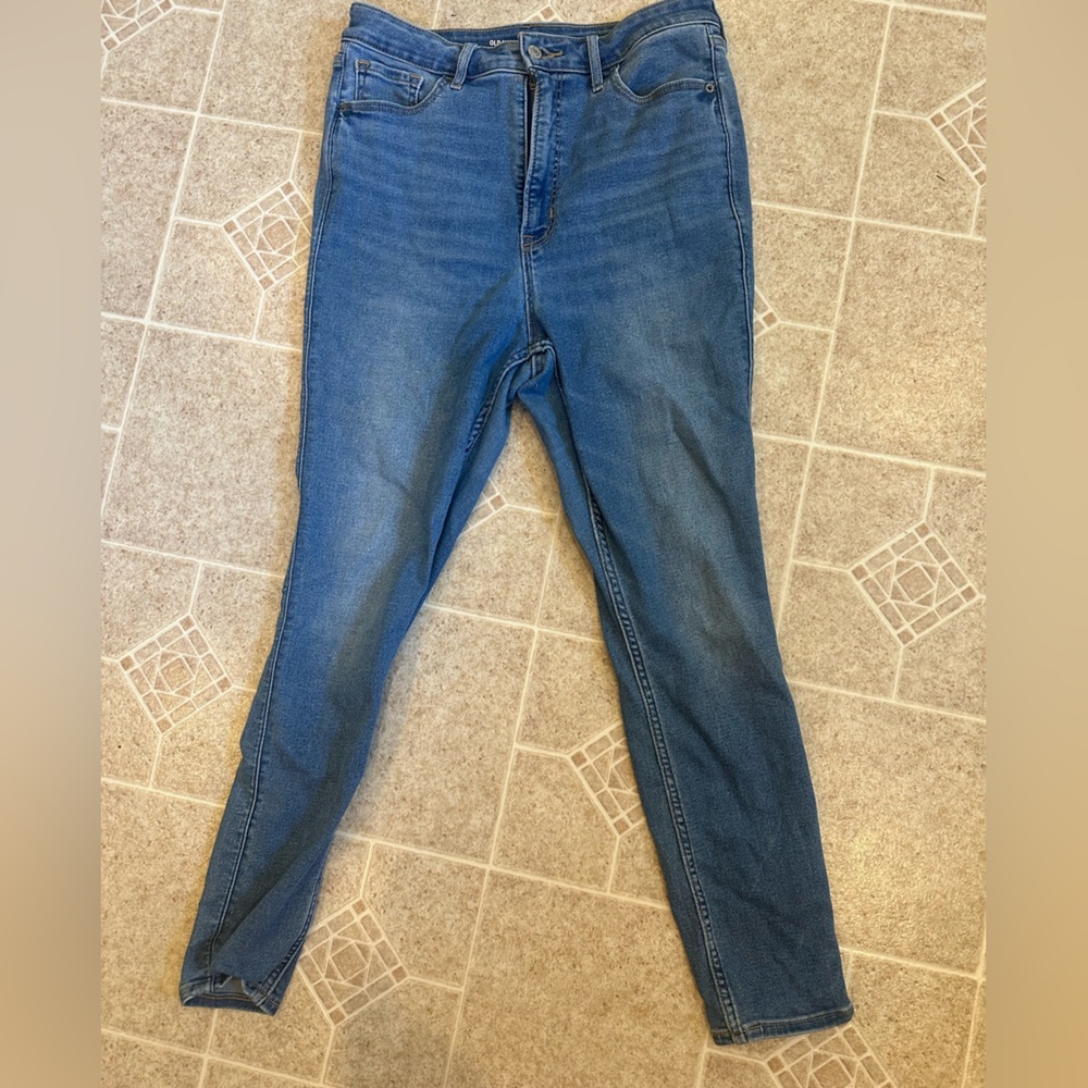 Old Navy Super Skinny Rockstar High Rise Jeans
